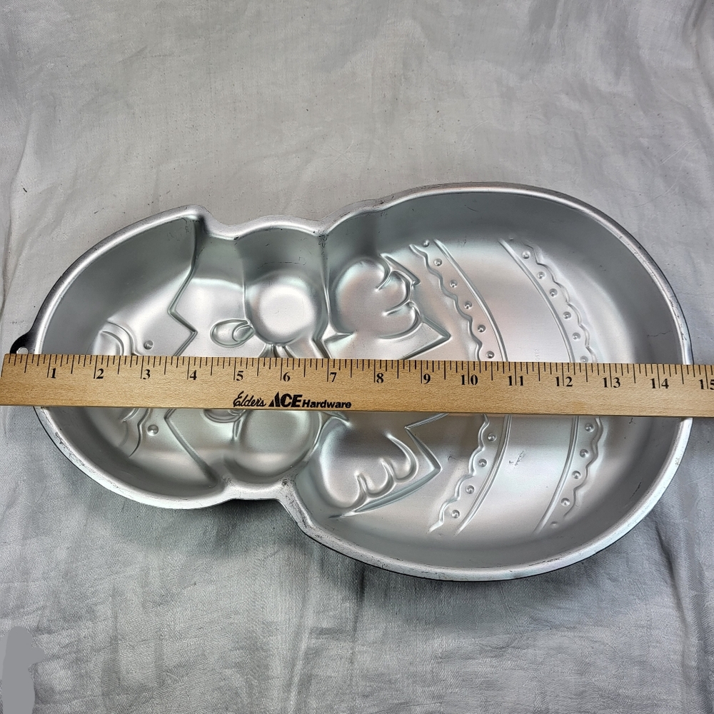 Wilton Chick In Egg Cake PAN 1985 Hatched Easter 2105-2356 (2 layer mix) *Read - Picture 4 of 15